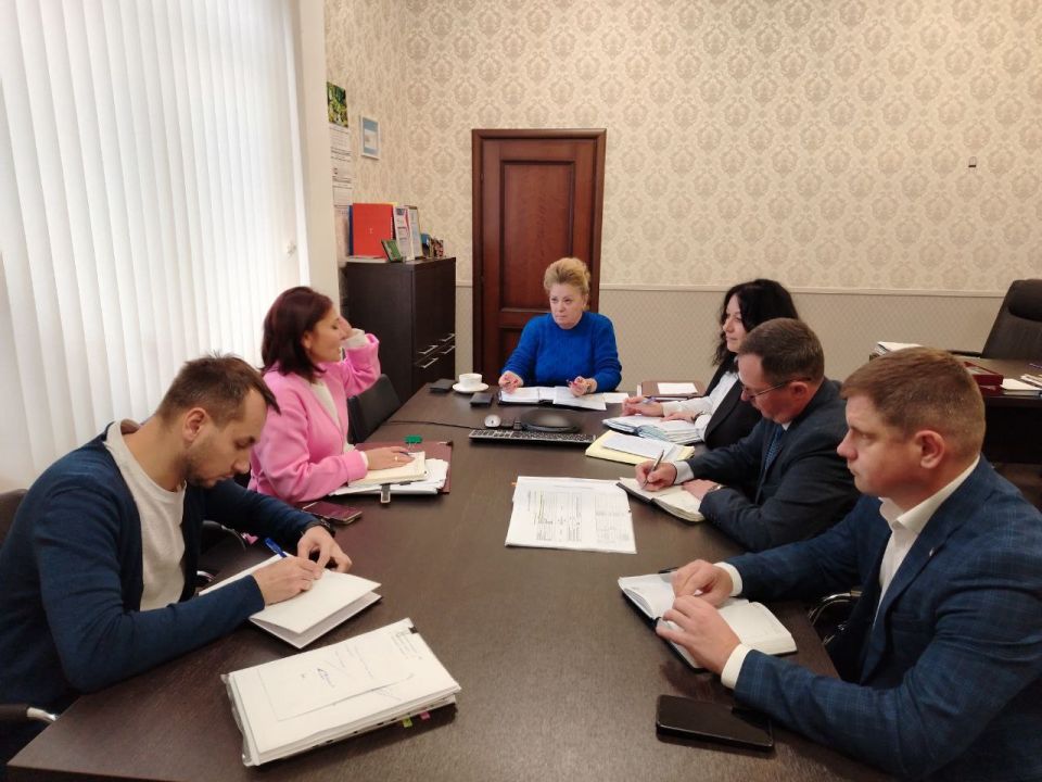  :  2025             , -     