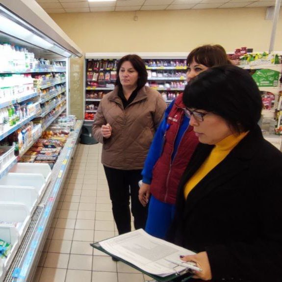 Заместитель министра промышленности и торговли Республики Крым Ирина Фролова обсудила вопросы развития промышленного потенциала региона с заместителем главы - начальником финансового управления администрации города Джанкоя... Заместитель министра промышленности и торговли Республики Крым Ирина Фролова обсудила вопросы развития промышленного потенциала региона с заместителем главы - начальником финансового управления администрации города Джанкоя...