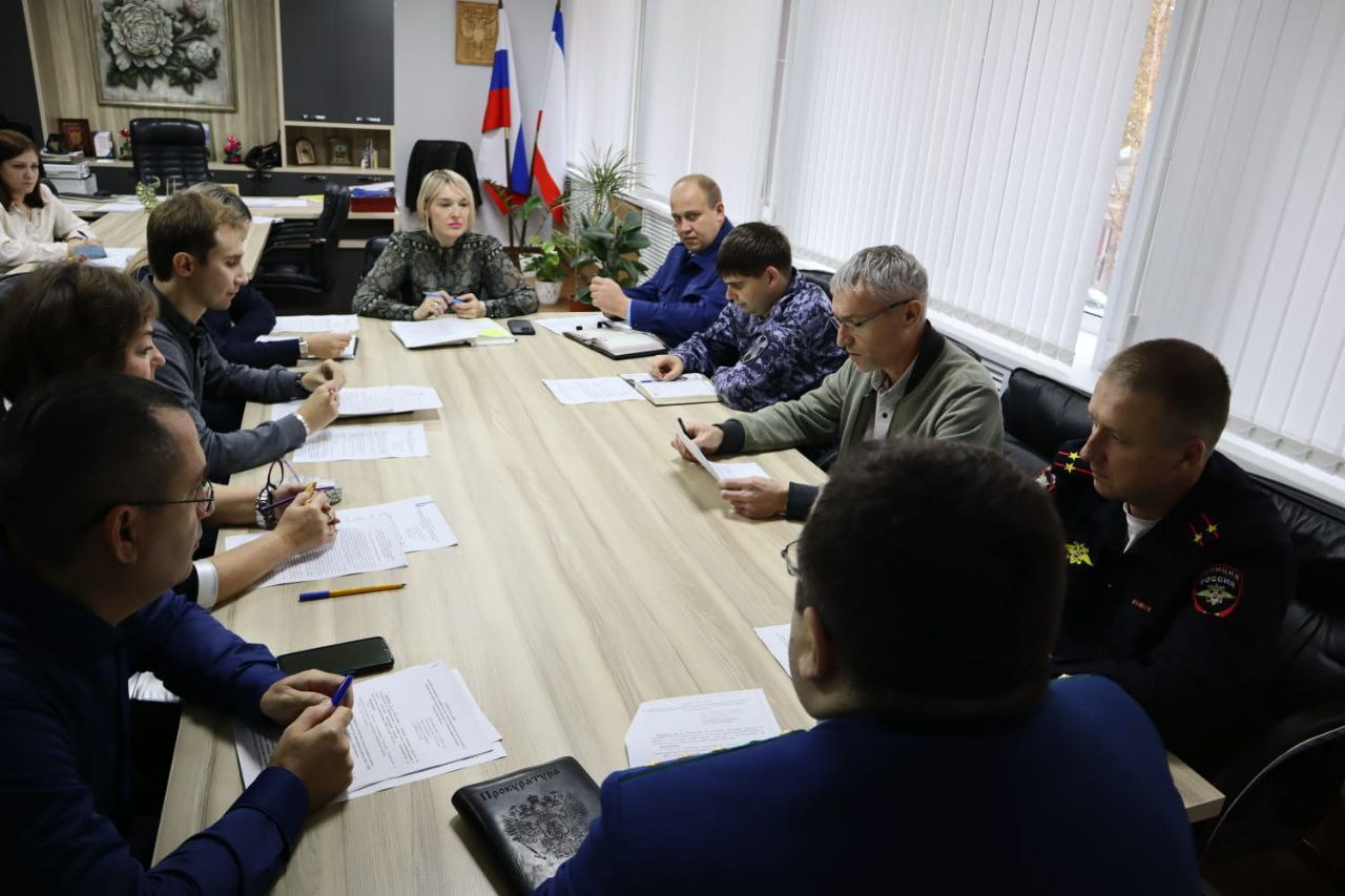 Инна Федоренко провела заседание Комиссии по профилактике правонарушений в Джанкойском районе Инна Федоренко провела заседание Комиссии по профилактике правонарушений в Джанкойском районе