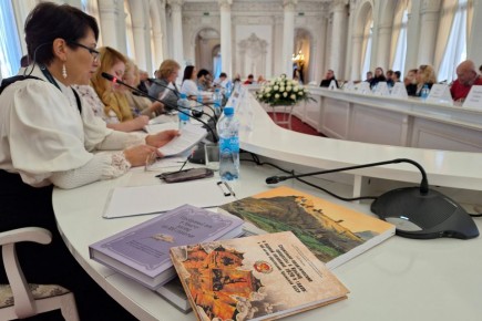 В Ливадии проходит Научная конференция «Красновские чтения»