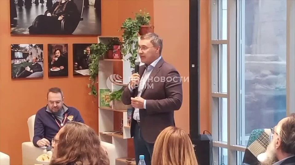 Министр науки и высшего образования РФ назвал "Новый Херсонес" лучшим местом для обсуждения вопросов "социально-гуманитарного ядра"