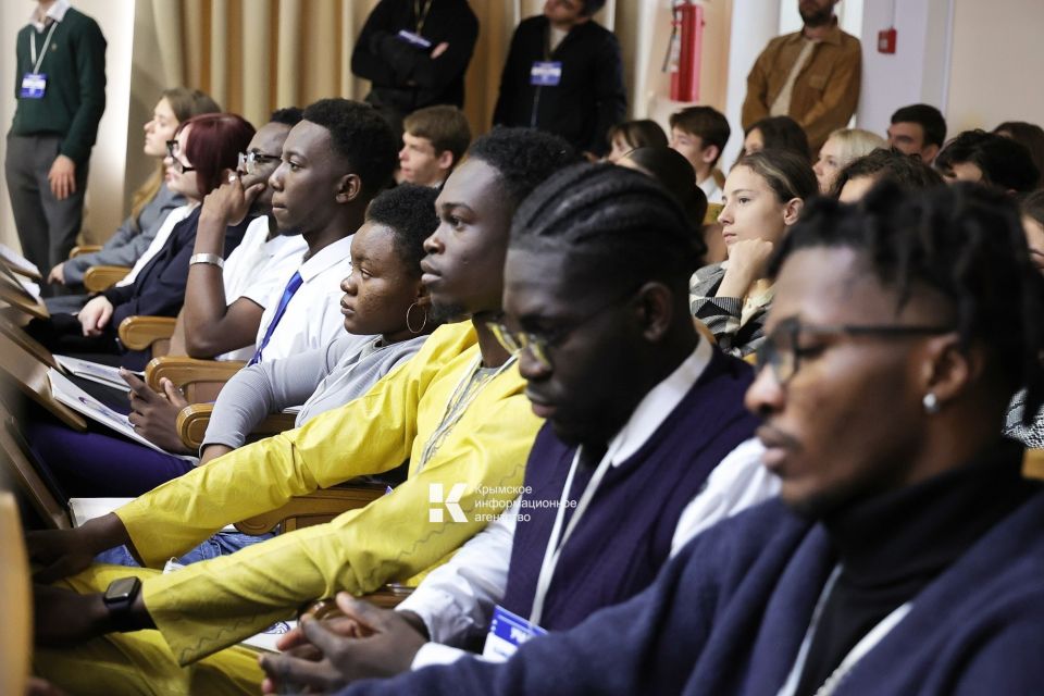 В Крымском филиале Российского государственного университета правосудия стартовала международная научная встреча, приуроченная ко Дню Организации Объединённых Наций В Крымском филиале Российского государственного университета правосудия стартовала международная научная встреча, приуроченная ко Дню Организации Объединённых Наций