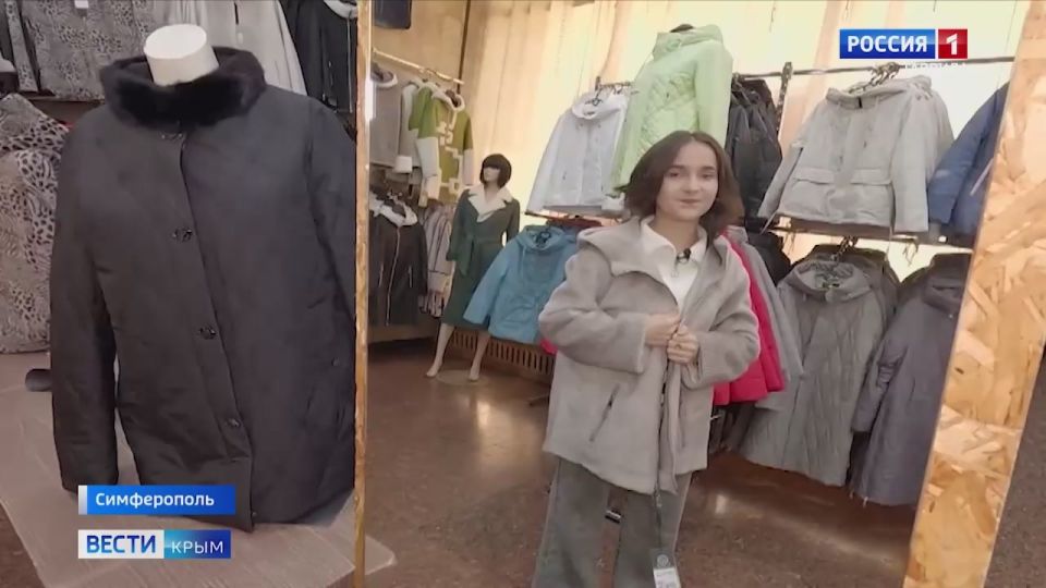 В Симферополе открылась ярмарка белорусской одежды и обуви