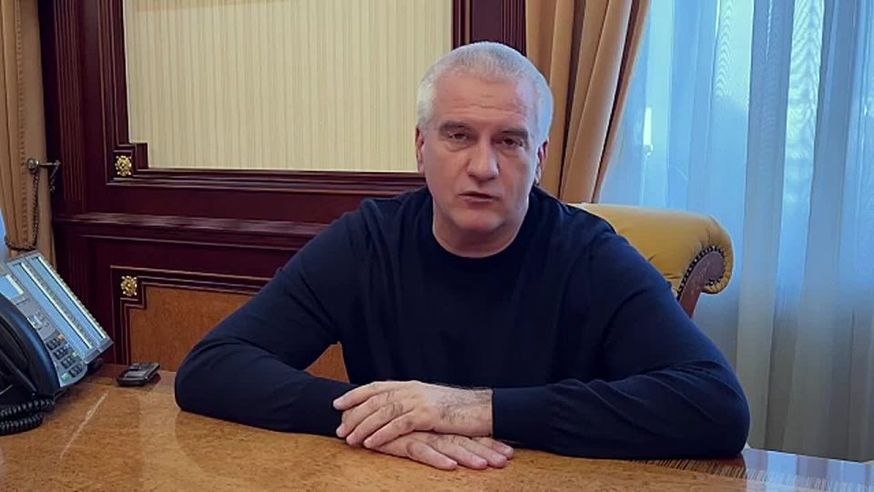 С воскресенья в Крыму отменяют все ограничения на покупку топлива на заправках, сообщил глава региона Сергей Аксёнов