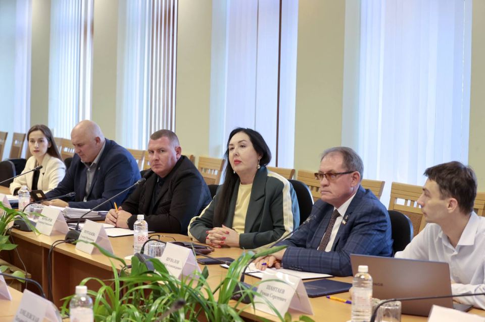 Вопросы демографии и повышения качества жизни старшего поколения обсудили в Госсовете Крыма Вопросы демографии и повышения качества жизни старшего поколения обсудили в Госсовете Крыма