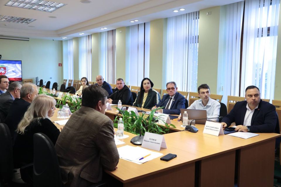 Вопросы демографии и повышения качества жизни старшего поколения обсудили в Госсовете Крыма Вопросы демографии и повышения качества жизни старшего поколения обсудили в Госсовете Крыма