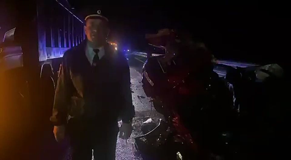 Три человека погибли в страшном ДТП с грузовиком на трассе «Таврида» в Крыму