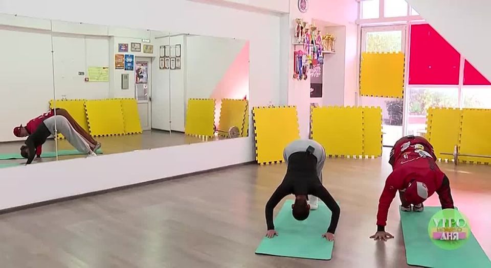 Начни утро активно. Зарядка от тренера по брейк-дансу Дмитрия Шихова подарит бодрость и отличное настроение @crimea24_sport