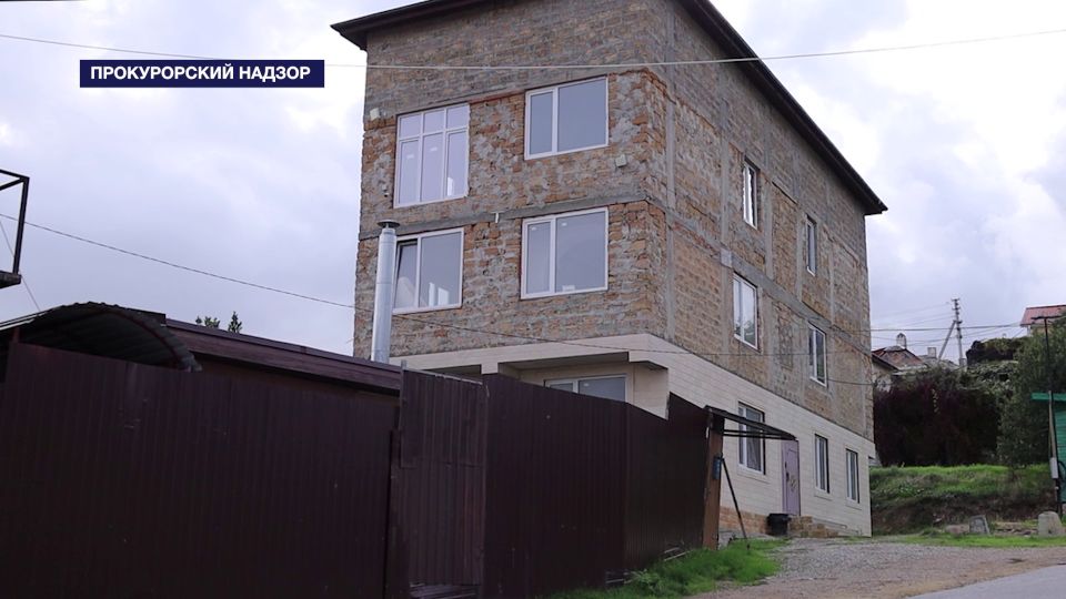 Мошенничество с землёй привело четверых севастопольцев в колонию