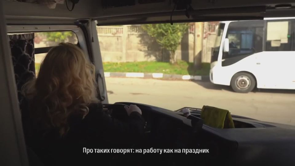 Уважаемые работники и ветераны автомобильного и пассажирского транспорта!