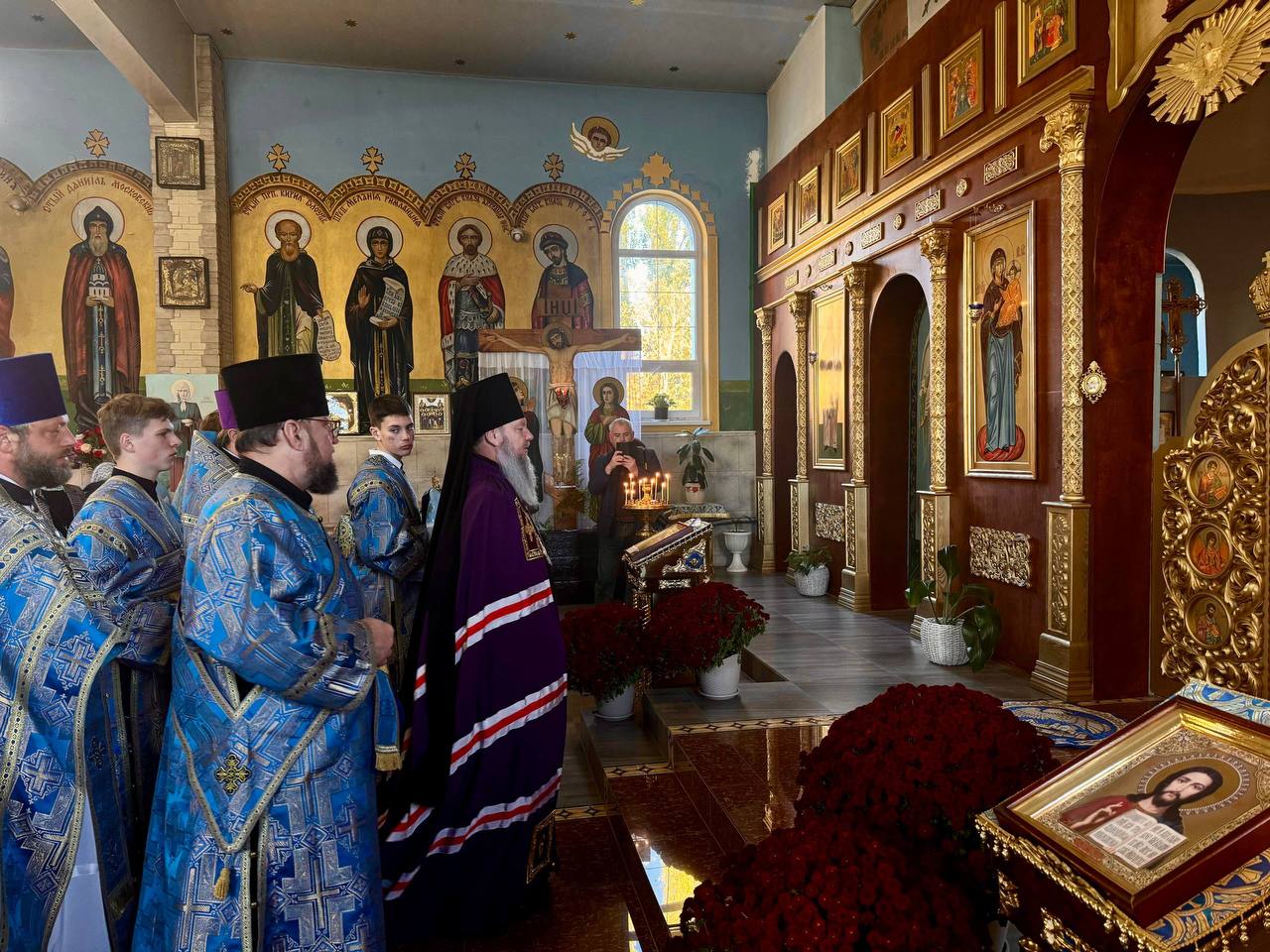 Антон Кравец: Сегодня совместно с председателем районного совета Дмитрием Мильгевским встречали на Нижнегорской земле Преосвященнейшего Алексия Антон Кравец: Сегодня совместно с председателем районного совета Дмитрием Мильгевским встречали на Нижнегорской земле Преосвященнейшего Алексия