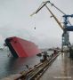 Два человека погибли в результате опрокидывания плавкрана в Севастополе, больше 20 получили травмы, сообщили в региональном СК
