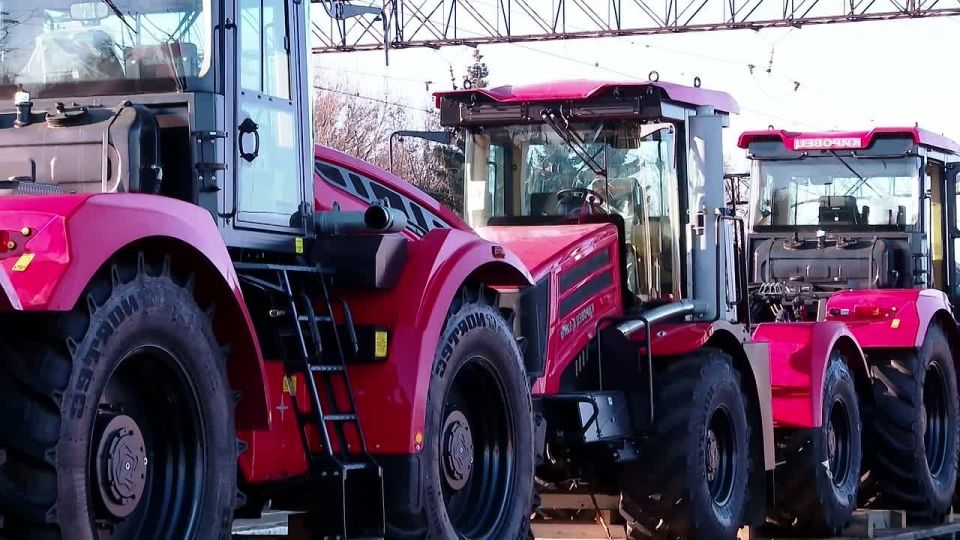 В Крыму возрождают профессию тракторист-машинист