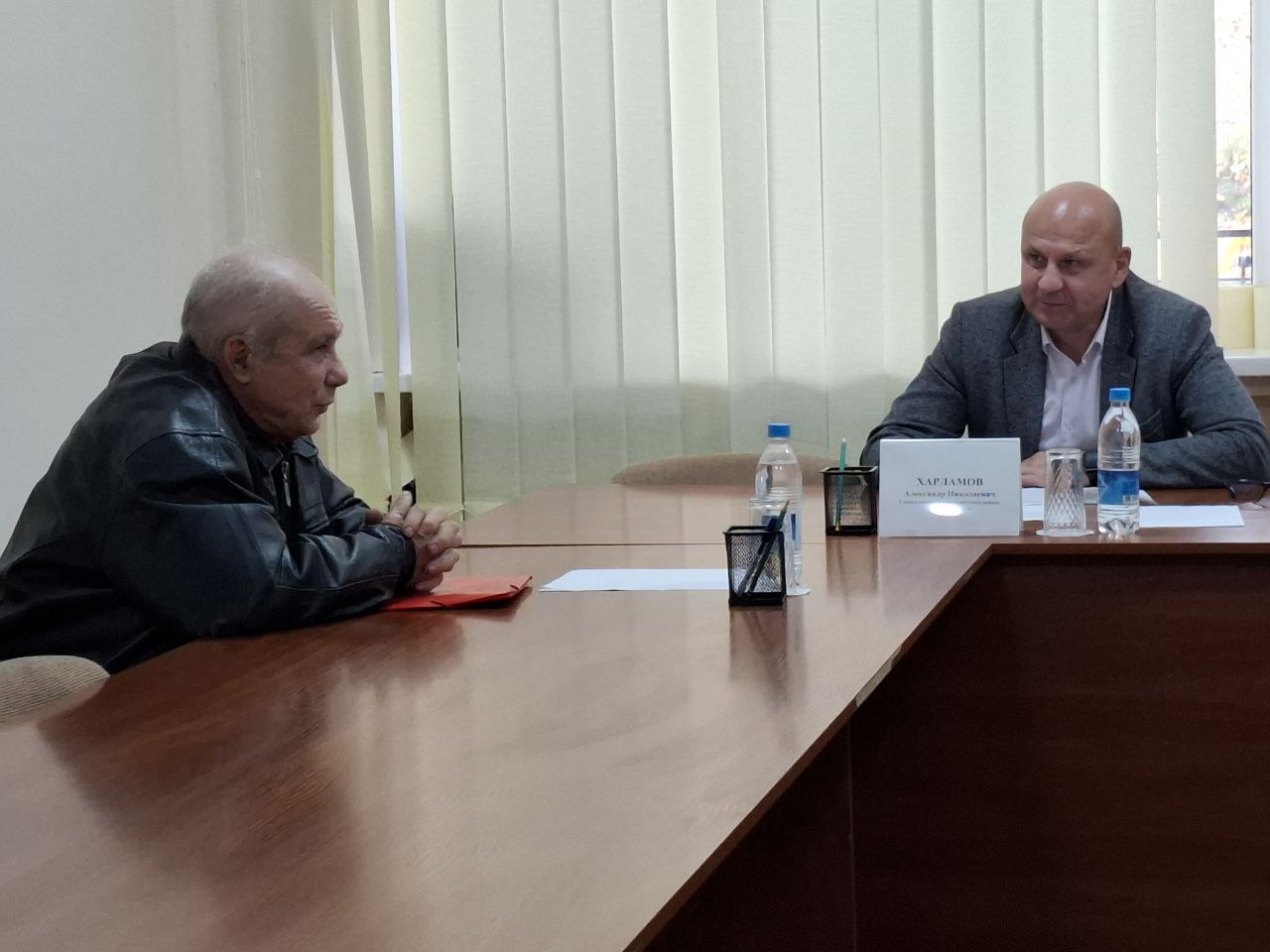 Александр Харламов: Сегодня с участием председателя Советского районного совета Виктории Грицай провел прием граждан Александр Харламов: Сегодня с участием председателя Советского районного совета Виктории Грицай провел прием граждан