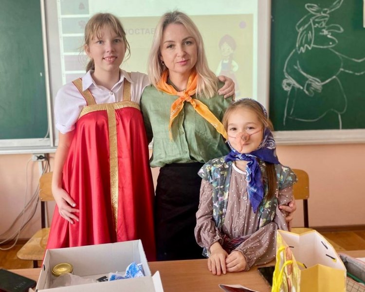 В Международный день школьных библиотек в школах и колледжах Севастополя прошли тематические мероприятия В Международный день школьных библиотек в школах и колледжах Севастополя прошли тематические мероприятия