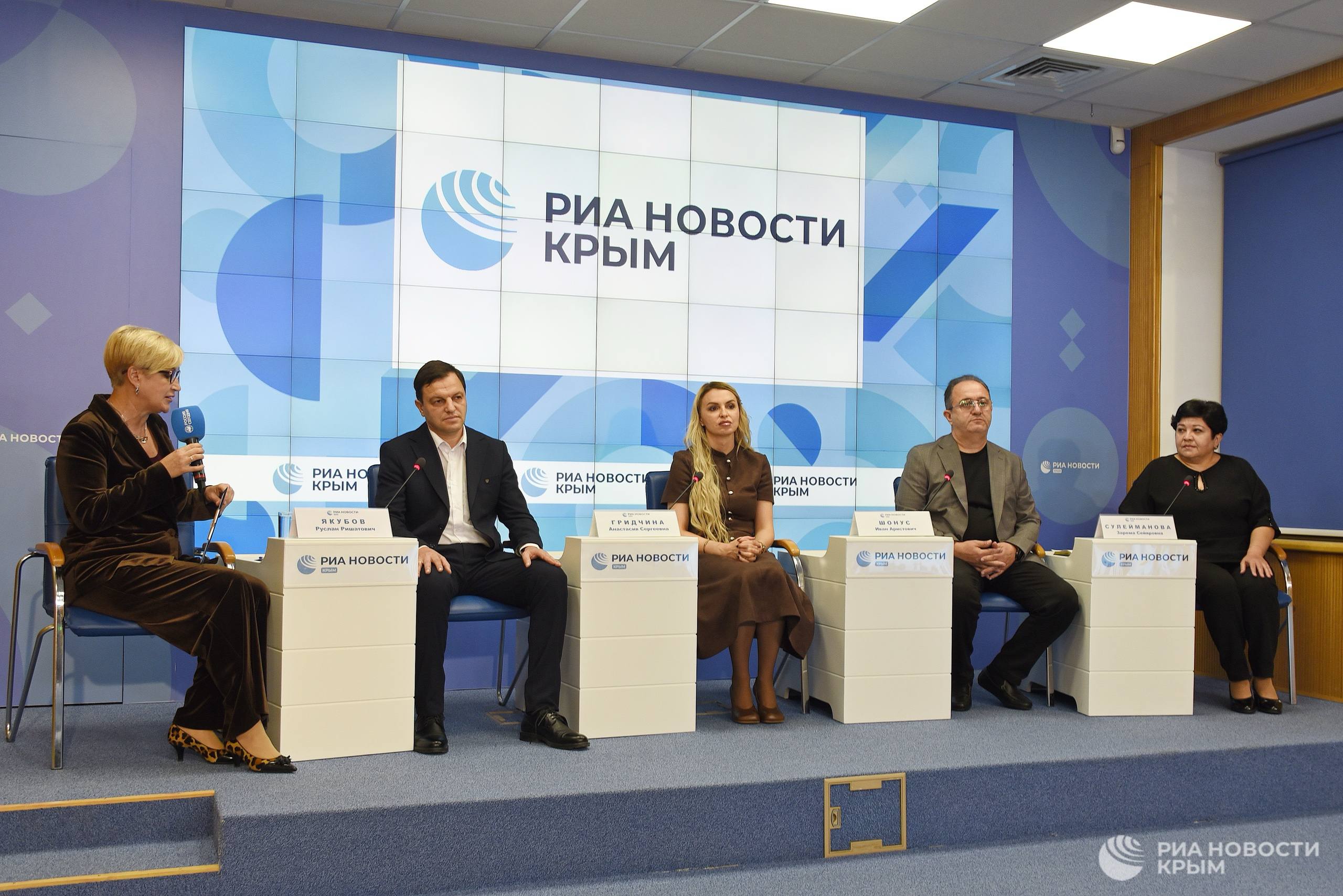 В России пройдет юбилейный десятый "Большой этнографический диктант"