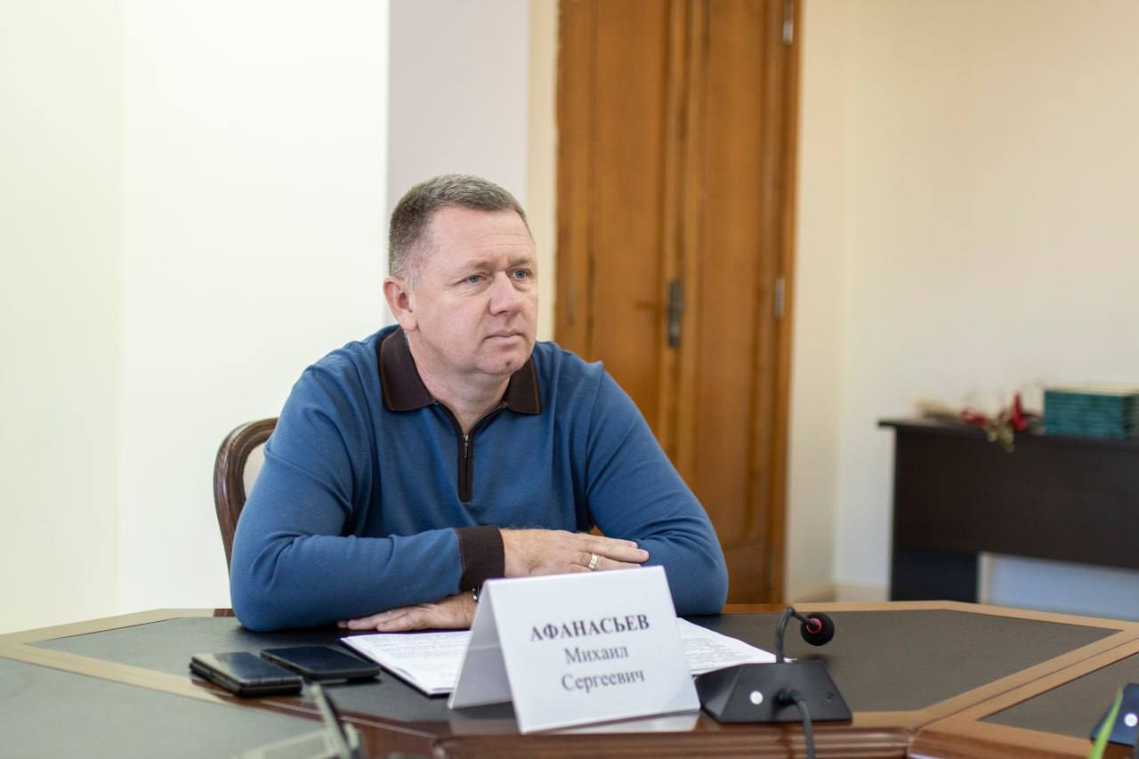 Ольга Торубарова: ЧУЖИХ ДЕТЕЙ НЕ БЫВАЕТ!. Почетный президент плавания Республики Крым, глава администрации г. Симферополь Михаил Афанасьев встретился с воспитанниками Республиканской спортивной школы по плаванию и высоко... Ольга Торубарова: ЧУЖИХ ДЕТЕЙ НЕ БЫВАЕТ!. Почетный президент плавания Республики Крым, глава администрации г. Симферополь Михаил Афанасьев встретился с воспитанниками Республиканской спортивной школы по плаванию и высоко...