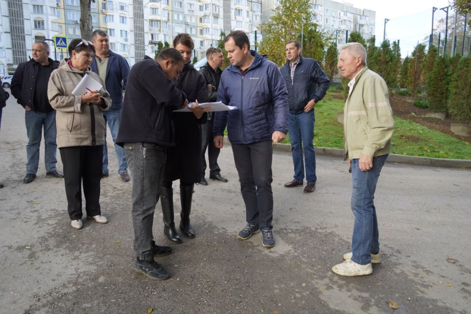 Олег Каторгин: Встретился с жителями района Верхнего Солнечного, на территории которого стартовало комплексное благоустройство Олег Каторгин: Встретился с жителями района Верхнего Солнечного, на территории которого стартовало комплексное благоустройство