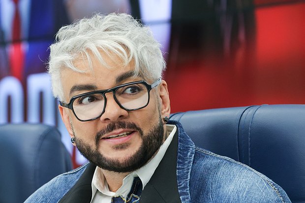 СБУ заочно предъявила обвинения Филиппу Киркорову из-за выступлений на Донбассе