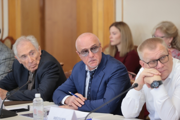 Cоциально-экономическое развитие Республики Крым обсудили на заседании Экономического совета Cоциально-экономическое развитие Республики Крым обсудили на заседании Экономического совета