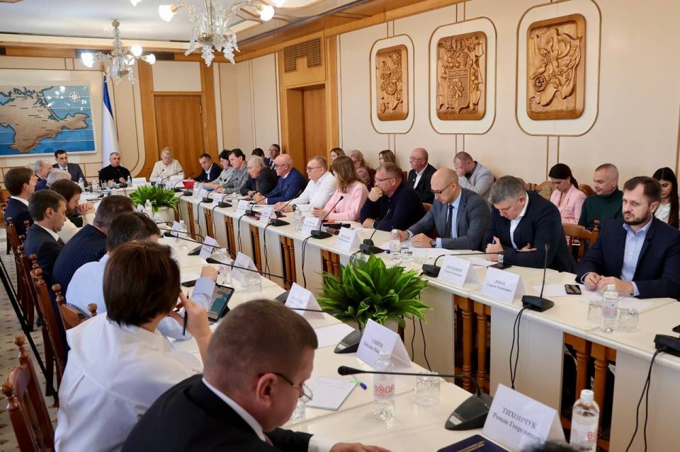 Cоциально-экономическое развитие Республики Крым обсудили на заседании Экономического совета Cоциально-экономическое развитие Республики Крым обсудили на заседании Экономического совета