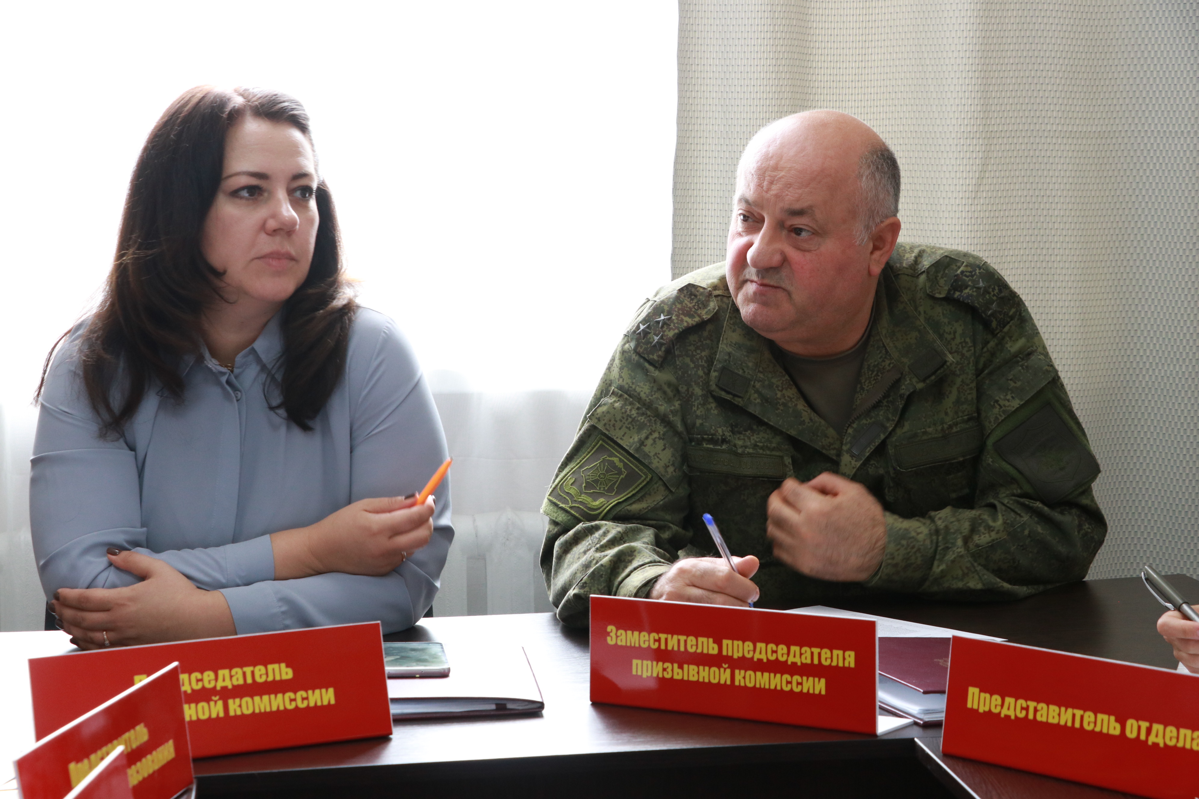 В Феодосийском округе проходит осенний призыв в армию В Феодосийском округе проходит осенний призыв в армию