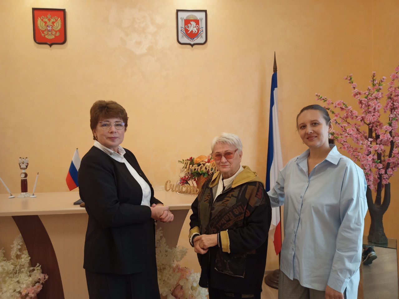 Память о подвиге: встреча с дочерью героя в Алуште Память о подвиге: встреча с дочерью героя в Алуште