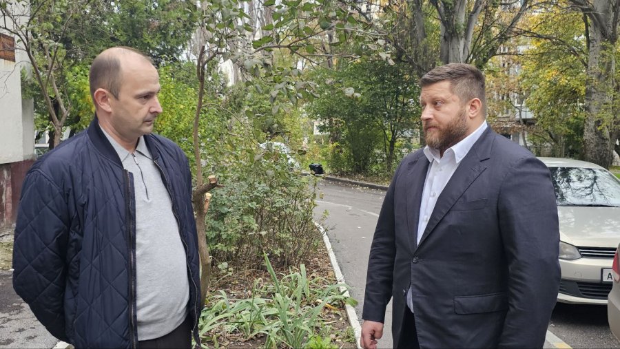 Исполняющий обязанности заместителя губернатора проверил работу управляющих компаний Исполняющий обязанности заместителя губернатора проверил работу управляющих компаний