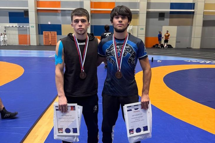 Симферопольские борцы-классики завоевали две «бронзы» на турнире в Красноярске