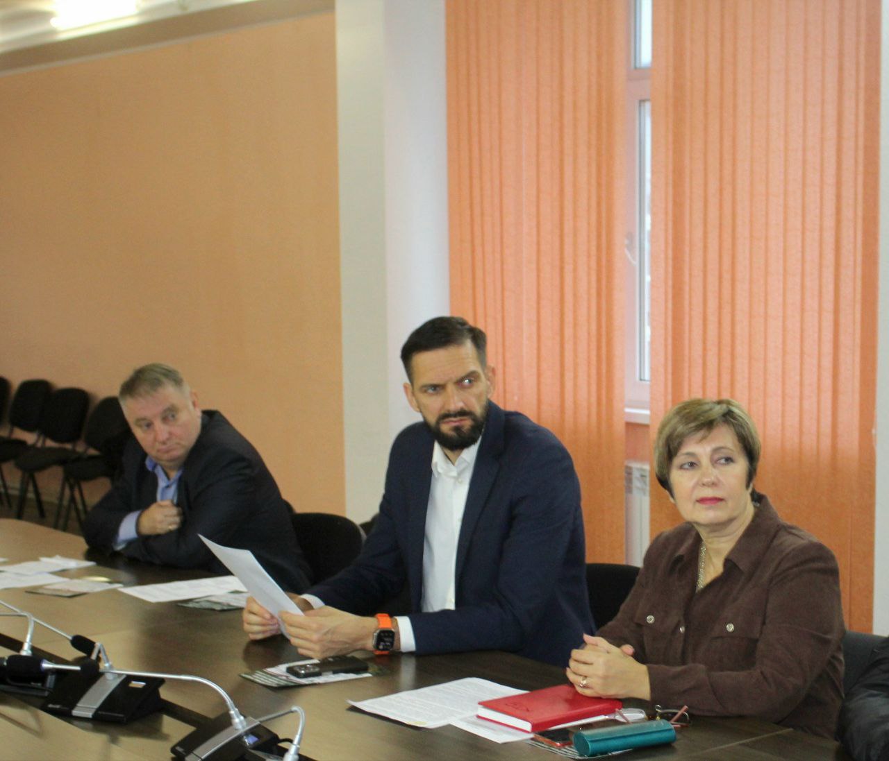 В Государственном комитете по делам межнациональных отношений Республики Крым состоялось рабочее совещание с руководителями и членами национально-культурных объединений В Государственном комитете по делам межнациональных отношений Республики Крым состоялось рабочее совещание с руководителями и членами национально-культурных объединений