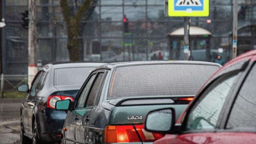 За госномера без флага России грозит штраф в 500 рублей - условие