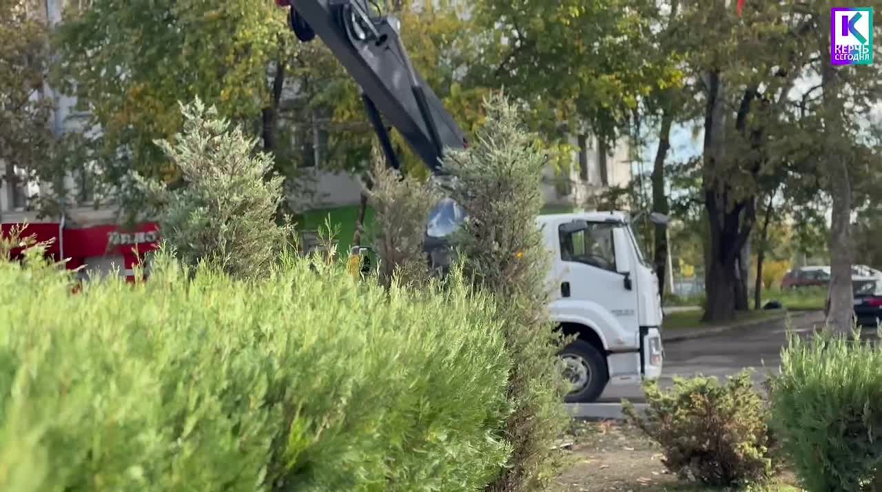 Олег Каторгин: Сотрудники ООО «Горсвет-Керчь» завершили замену светильников на автомобильных кольцах города