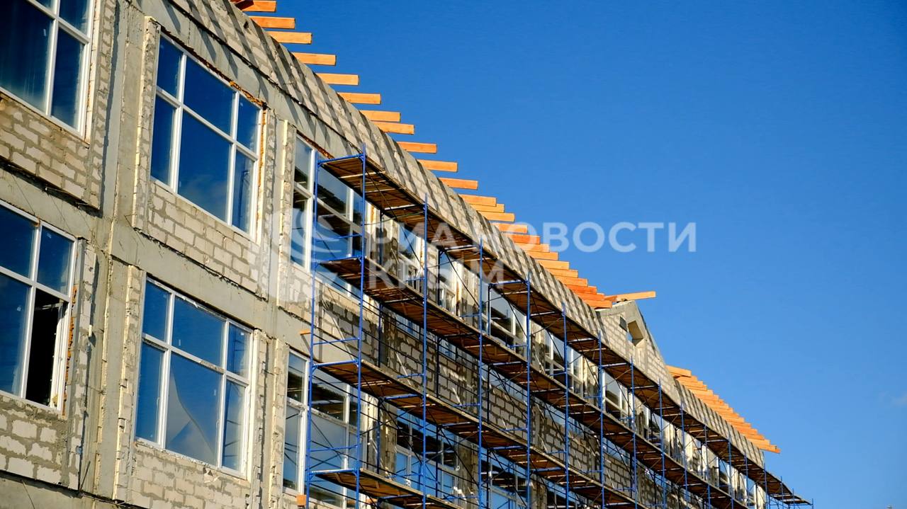 В 2026 году за парты новой школы в Керчи смогут сесть 825 учеников В 2026 году за парты новой школы в Керчи смогут сесть 825 учеников