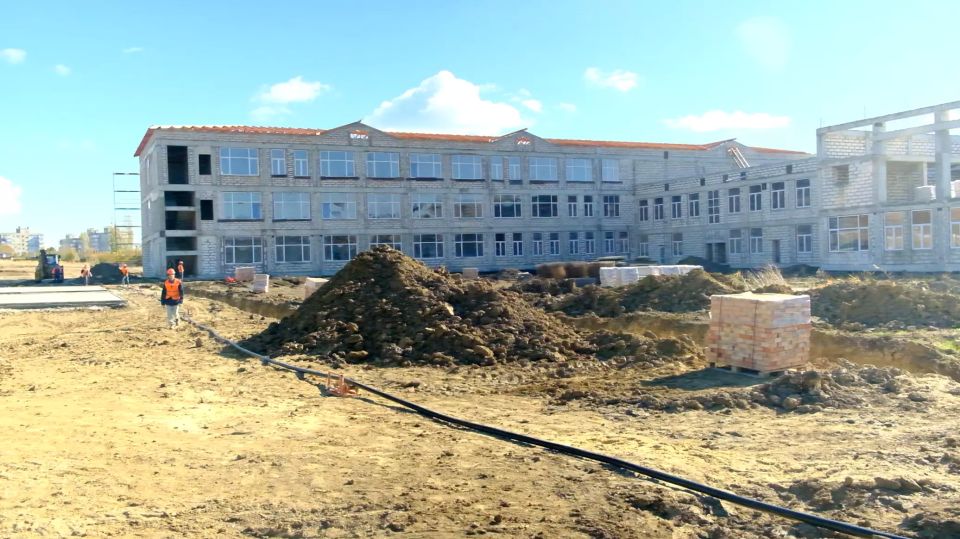 "Идем хорошими темпами" – когда в Керчи достроят школу на 825 мест