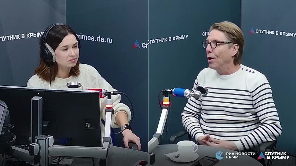 Желание есть, возможности нет: Макрон не станет новым Наполеоном