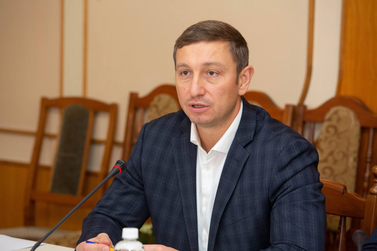 Профильный Комитет обсудил состояние дел в сфере дорожного хозяйства Профильный Комитет обсудил состояние дел в сфере дорожного хозяйства