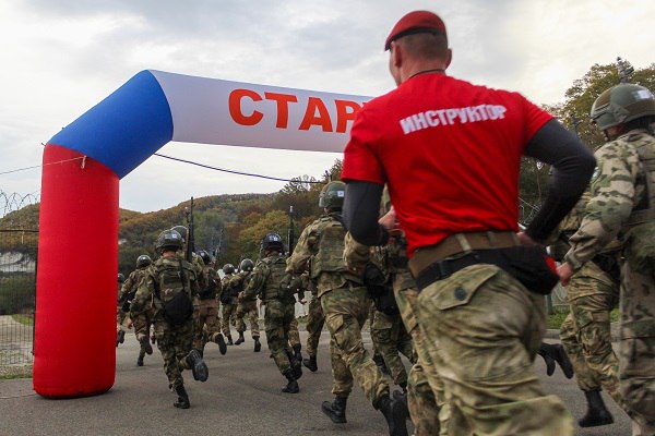 Испытания на право ношения крапового берета завершились в Южном округе Росгвардии