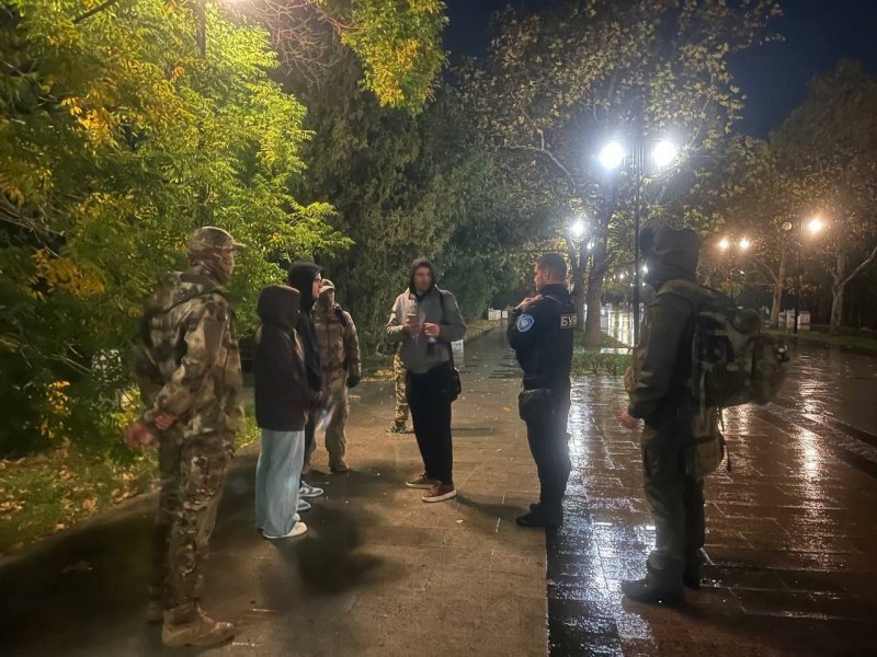 В Севастополе проверили более 55 мест отдыха молодежи в рамках борьбы с наркоторговлей В Севастополе проверили более 55 мест отдыха молодежи в рамках борьбы с наркоторговлей