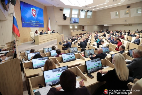 Госсовет РК поддержал поправки в закон об административных правонарушениях, касающиеся ответственности за фото и видеосъёмку военных объектов