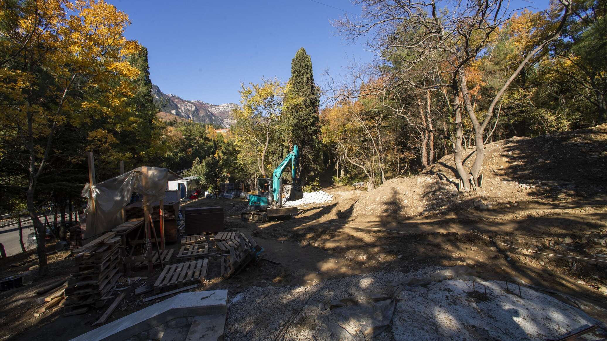 Новый парк для всех возрастов строят в Гурзуфе