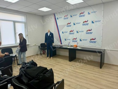 Ветеранам специальной военной операции вручили два комплекта адаптивной одежды