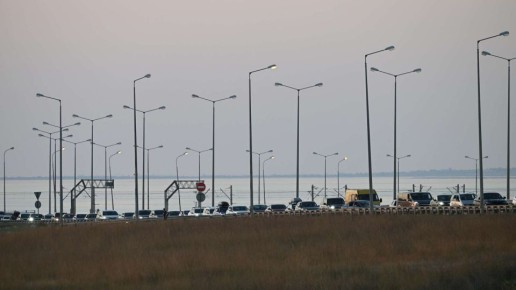 Новые ограничения на Крымском мосту: кому запретят проезд