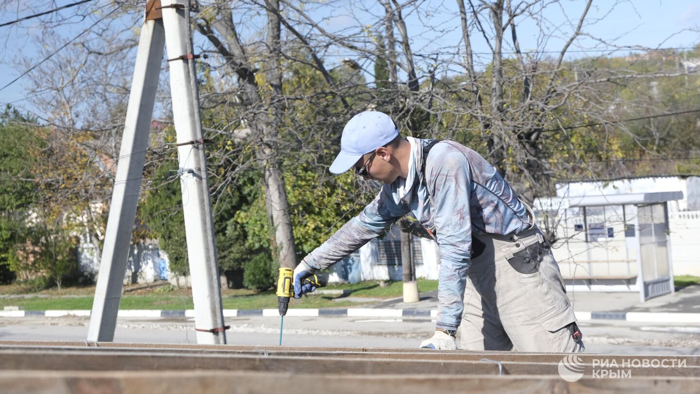 Тепло божьего дома – в Керчи прихожане ремонтируют кровлю храма Тепло божьего дома – в Керчи прихожане ремонтируют кровлю храма