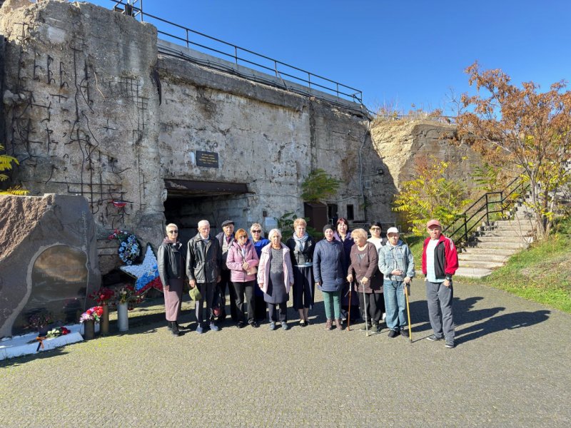 В день 84-й годовщины Дня обороны Севастополя подопечные дома-интерната посетили 35 береговую батарею