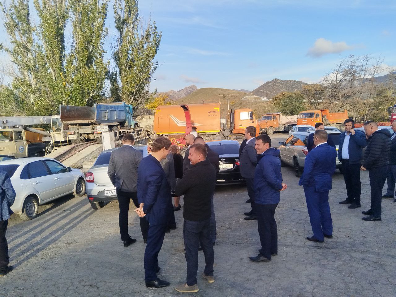 Сегодня провели выездное совещание на одном из ключевых объектов - Грушевском перевале Сегодня провели выездное совещание на одном из ключевых объектов - Грушевском перевале