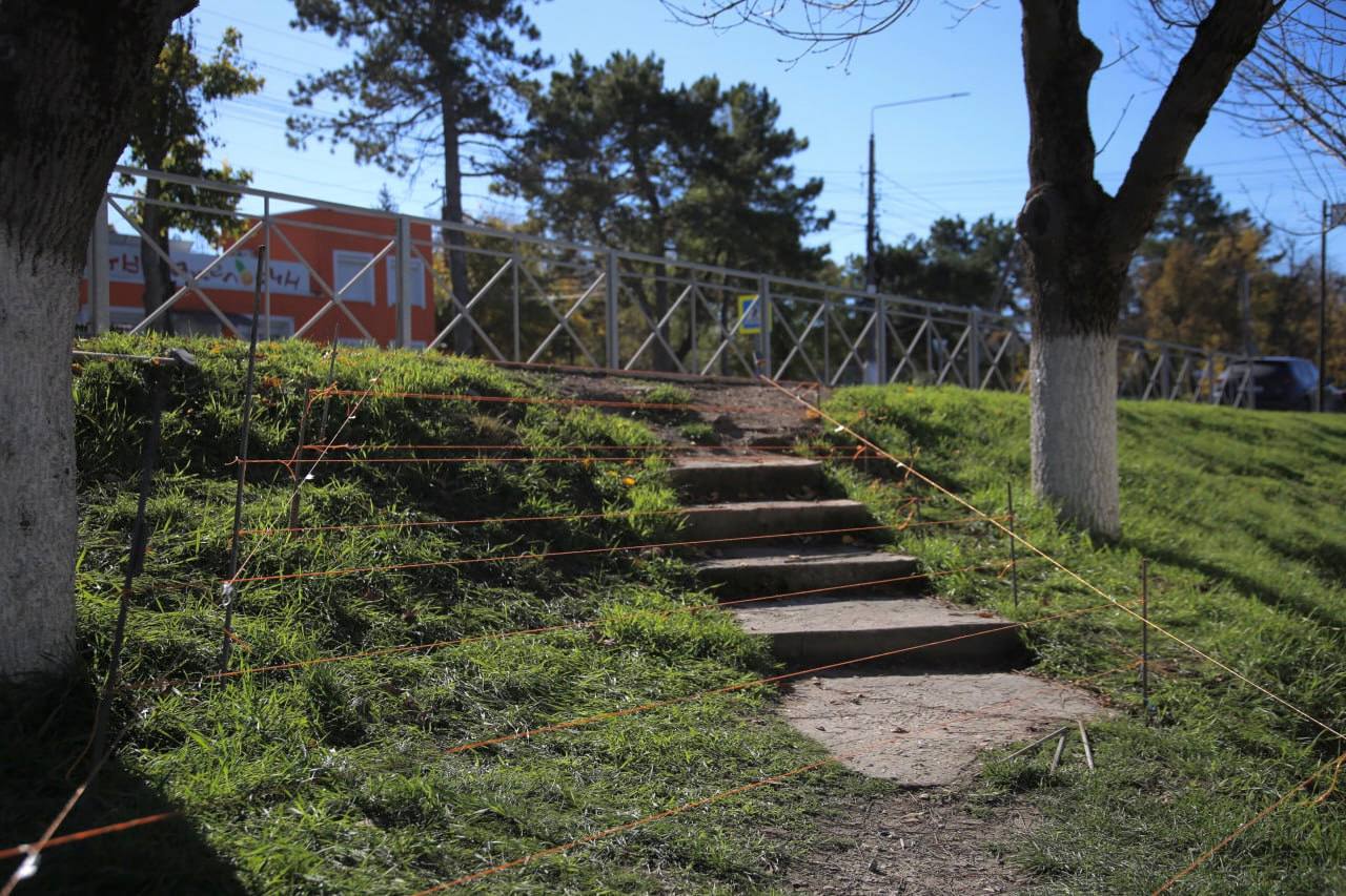 Бахчисарай становится уютнее: благоустраиваем дворы и пешеходные зоны Бахчисарай становится уютнее: благоустраиваем дворы и пешеходные зоны