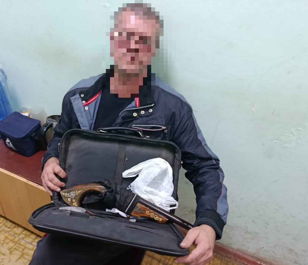 Мужчина, напавший на офис управляющей компании в Симферополе, отправится в колонию