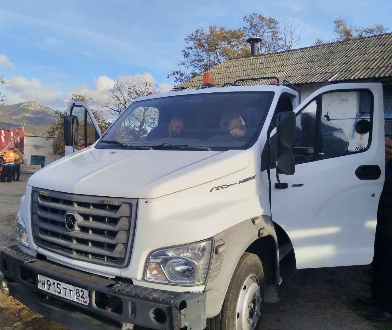 Сегодня провели выездное совещание на одном из ключевых объектов - Грушевском перевале Сегодня провели выездное совещание на одном из ключевых объектов - Грушевском перевале