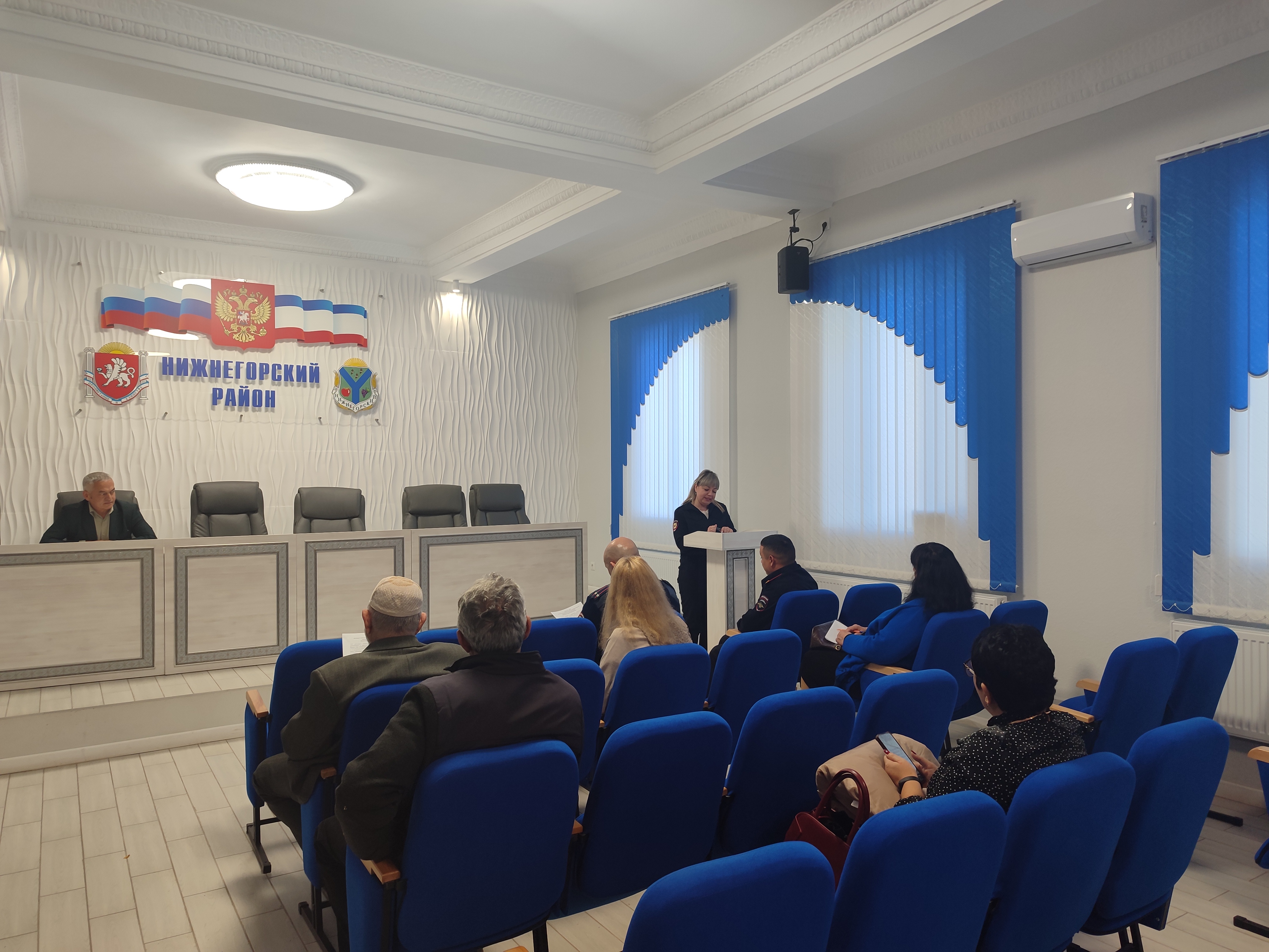 Ленур Мамедляев провел заседания Совета по межнациональным и межконфессиональным отношениям Ленур Мамедляев провел заседания Совета по межнациональным и межконфессиональным отношениям