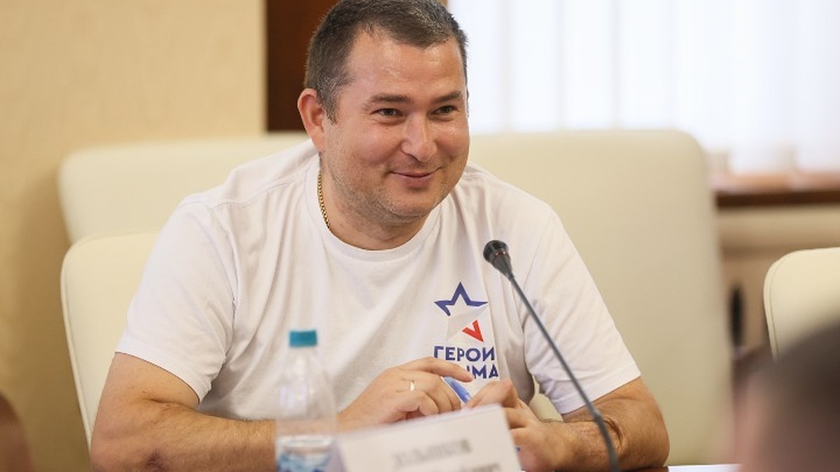 Дважды победил смерть и вернулся домой: в Крыму участник СВО стал главой сельсовета